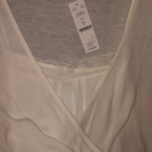 NWT White House Black Market Top - Picture 3 of 4